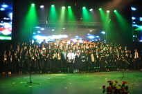 بالصور والفيديو : المدرسة الثانوية الشاملة في يافا تخرج فوجها الـ43